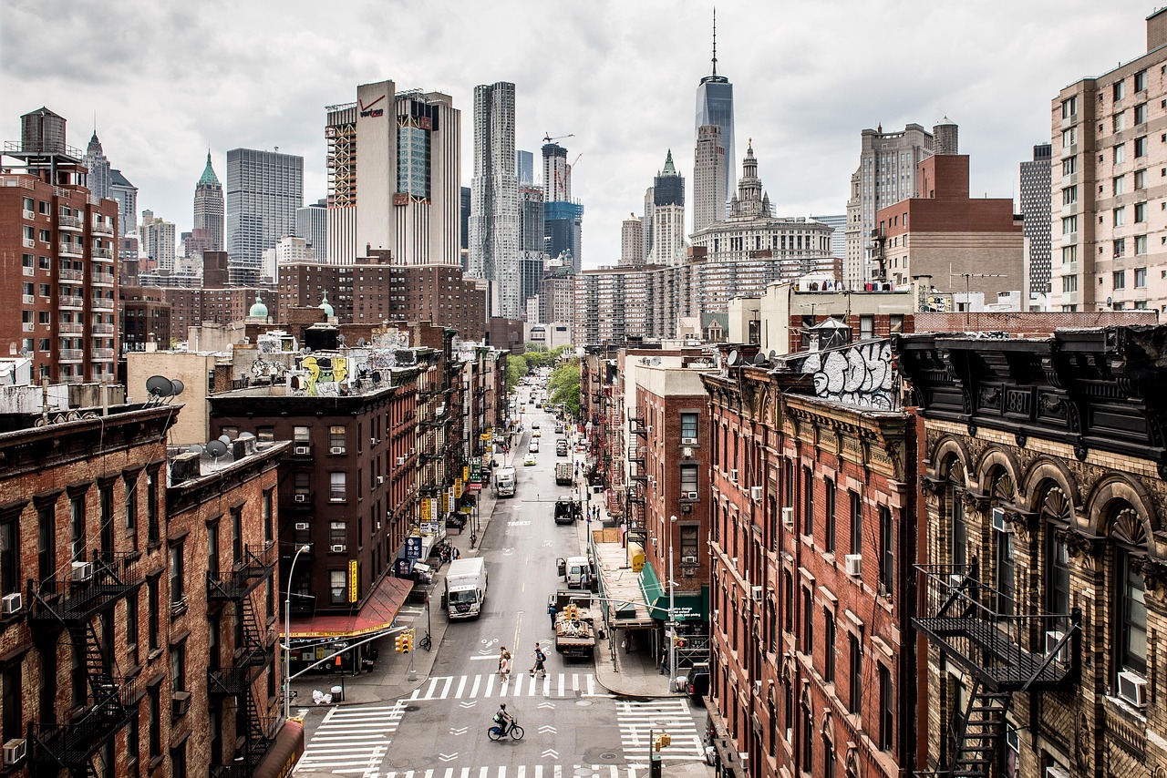 Usa, manhattan, contrasts — MDF Skirting Board Options to Complete Home Interiors with Elegant Touches